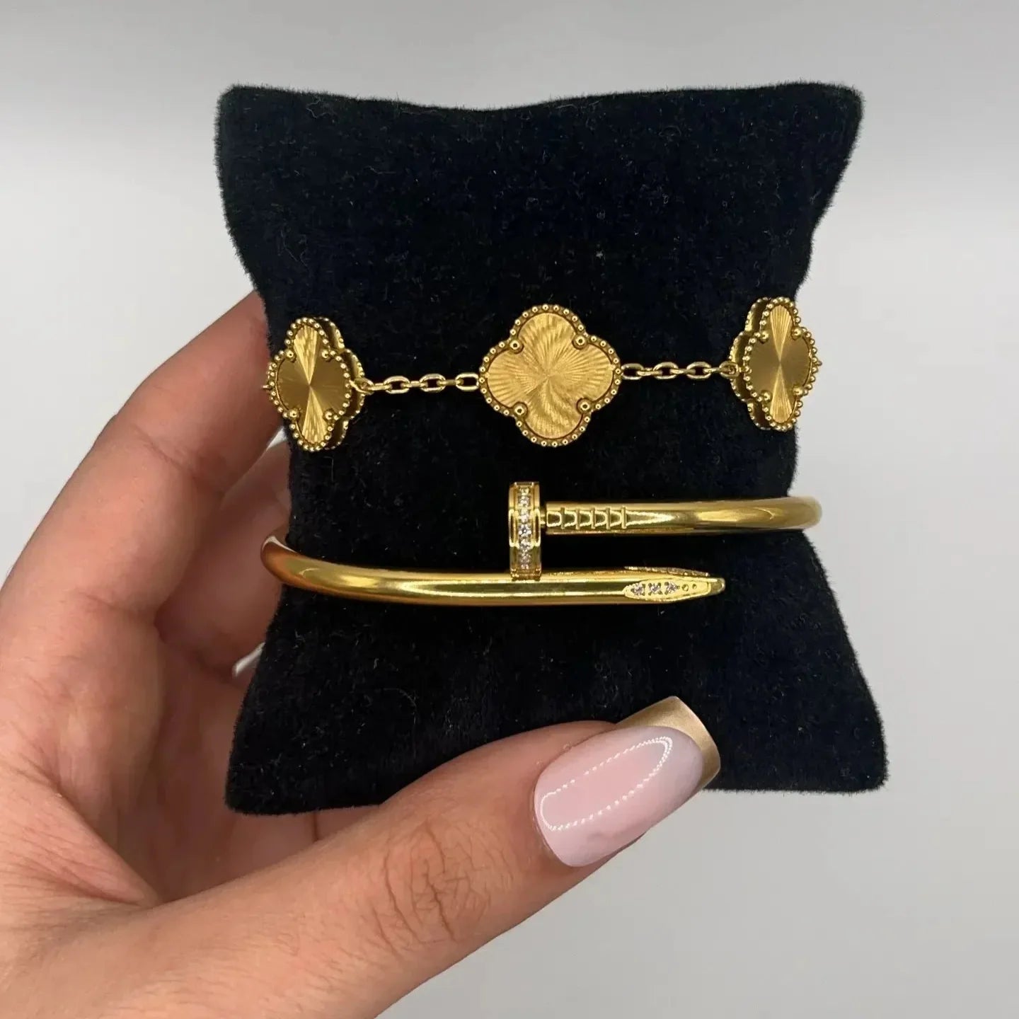 Selected Variant Image