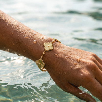 CLOVER | Gold Bracelet