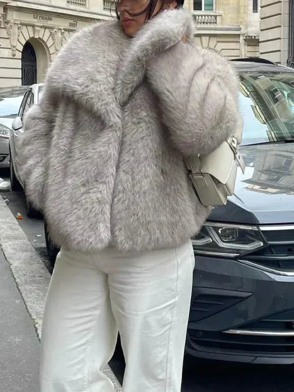 Meadow - Short fur jacket with wide lapel collar